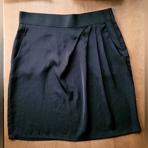 Sz M EUC Covington Silky Satin Black Pencil Skirt with ✨Pockets✨